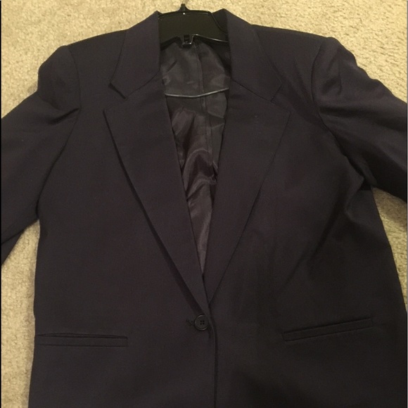 Women’s Two Piece Skirt Set - Picture 2 of 2